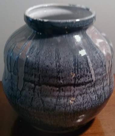 Pot Blue Reticulation b